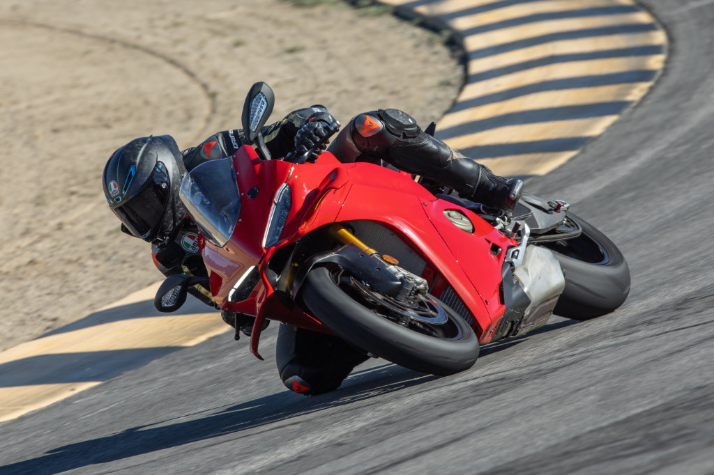 2026 ducati panigale v4s